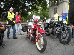mini_tour-de-france-a-motos-anciennes-2014-53fceb06c7bb5.jpg